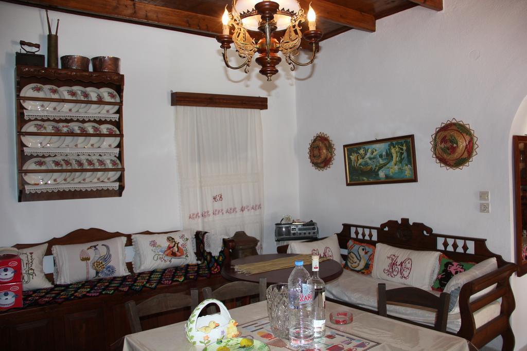 La Villa Di Zazopetra Menetész Kültér fotó